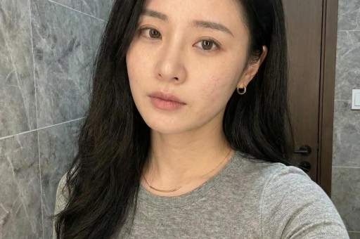 万万没想到因为忘记“拉窗帘”就让这些明星口碑受到影响！
