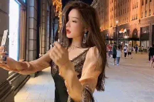 “不保证大杨哥本人到场” 三只羊线下课程被指“割韭菜”：宣传视频被紧急删除网友质疑“虚假宣传？”