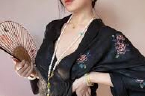 央视曝光！又一骗局被扯下遮羞布商家自导自演“第一”割韭菜