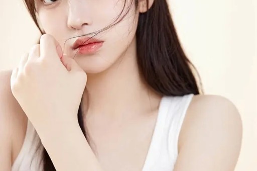 杨紫吐槽横店坏马多 知名男星哭诉无戏可拍 每月2万房贷还不上
